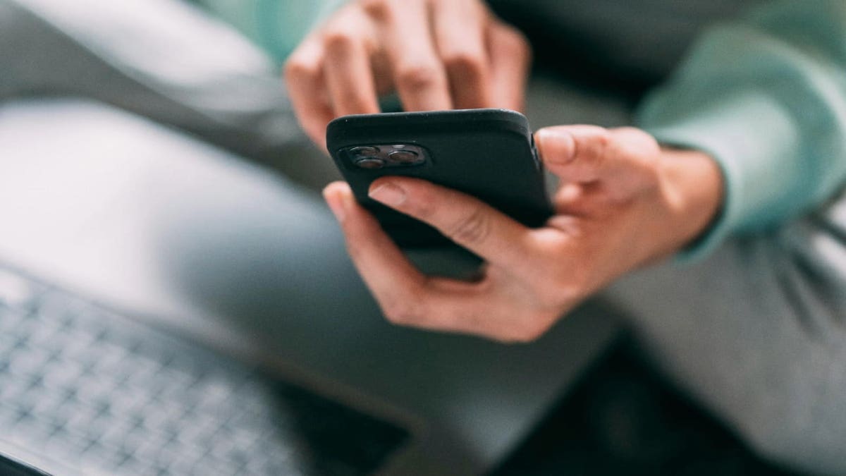 Person who uses the phone