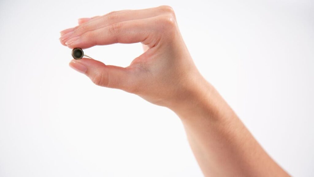 Brain implant for tested epilepsy in 20 -minute surgery